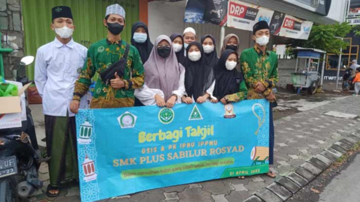 7. Banner Takjil Gratis by SMK Plus Sabilur Rosyad
