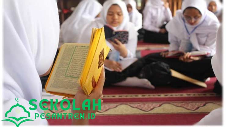 Pondok Pesantren Tahfidz Untuk Lulusan SMA